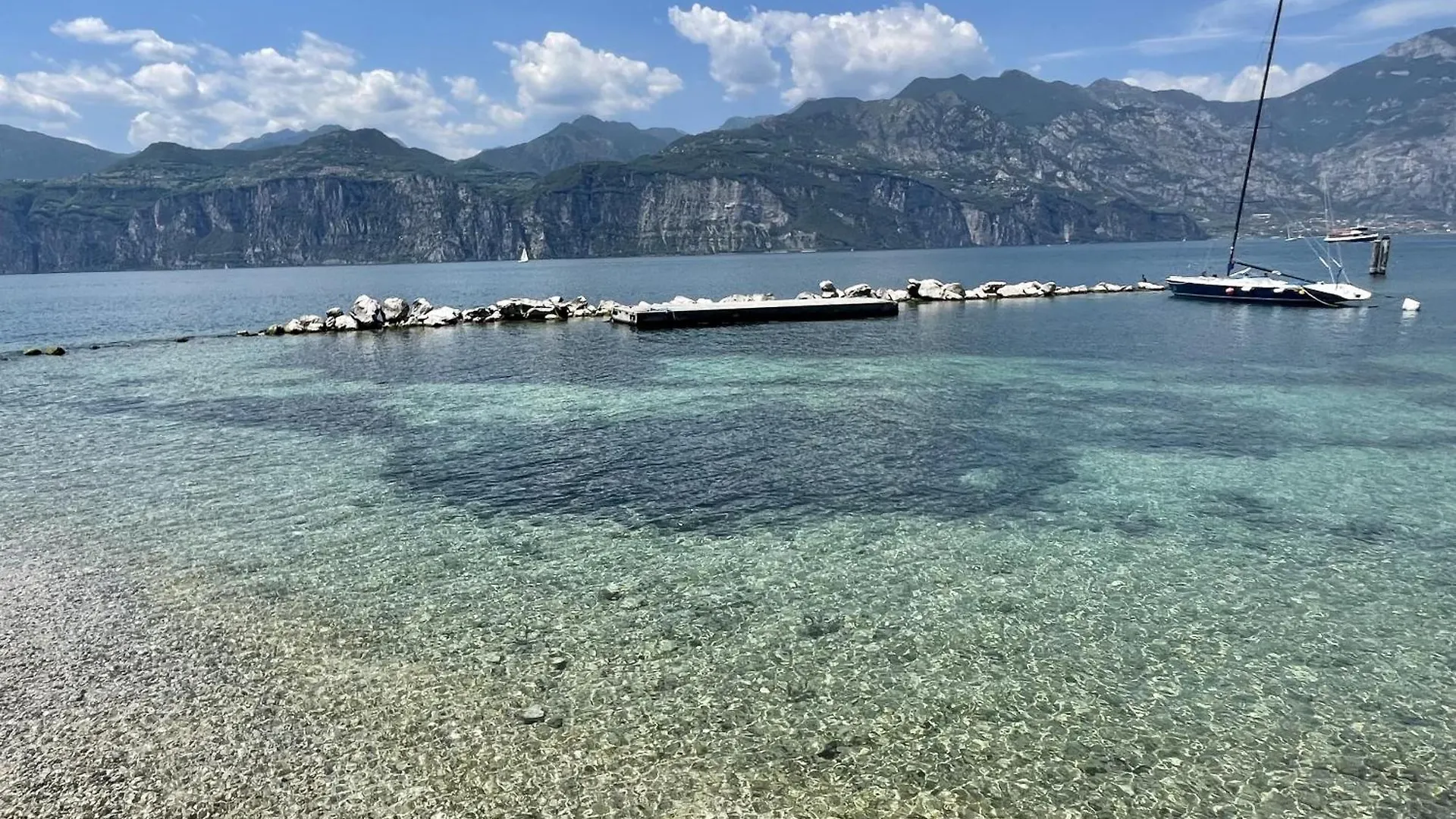 Live La Dolce Vita! Your Lake Garda Deluxe Getaway Brenzone sul Garda